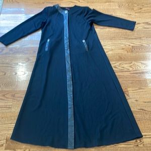 Abaya size 4 new women
